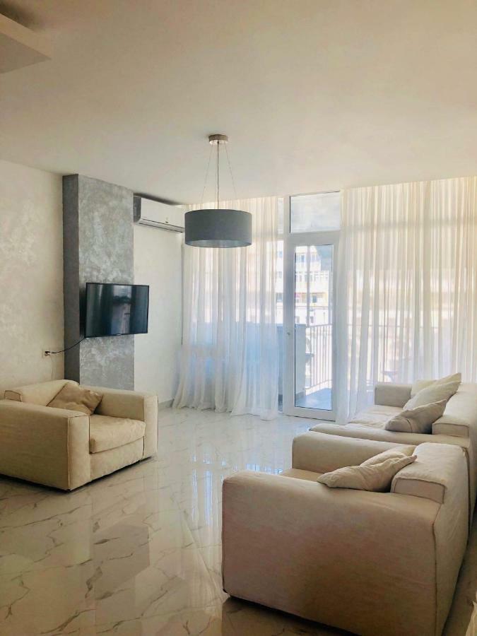 Tg Apartment Sea View Batumi Zewnętrze zdjęcie