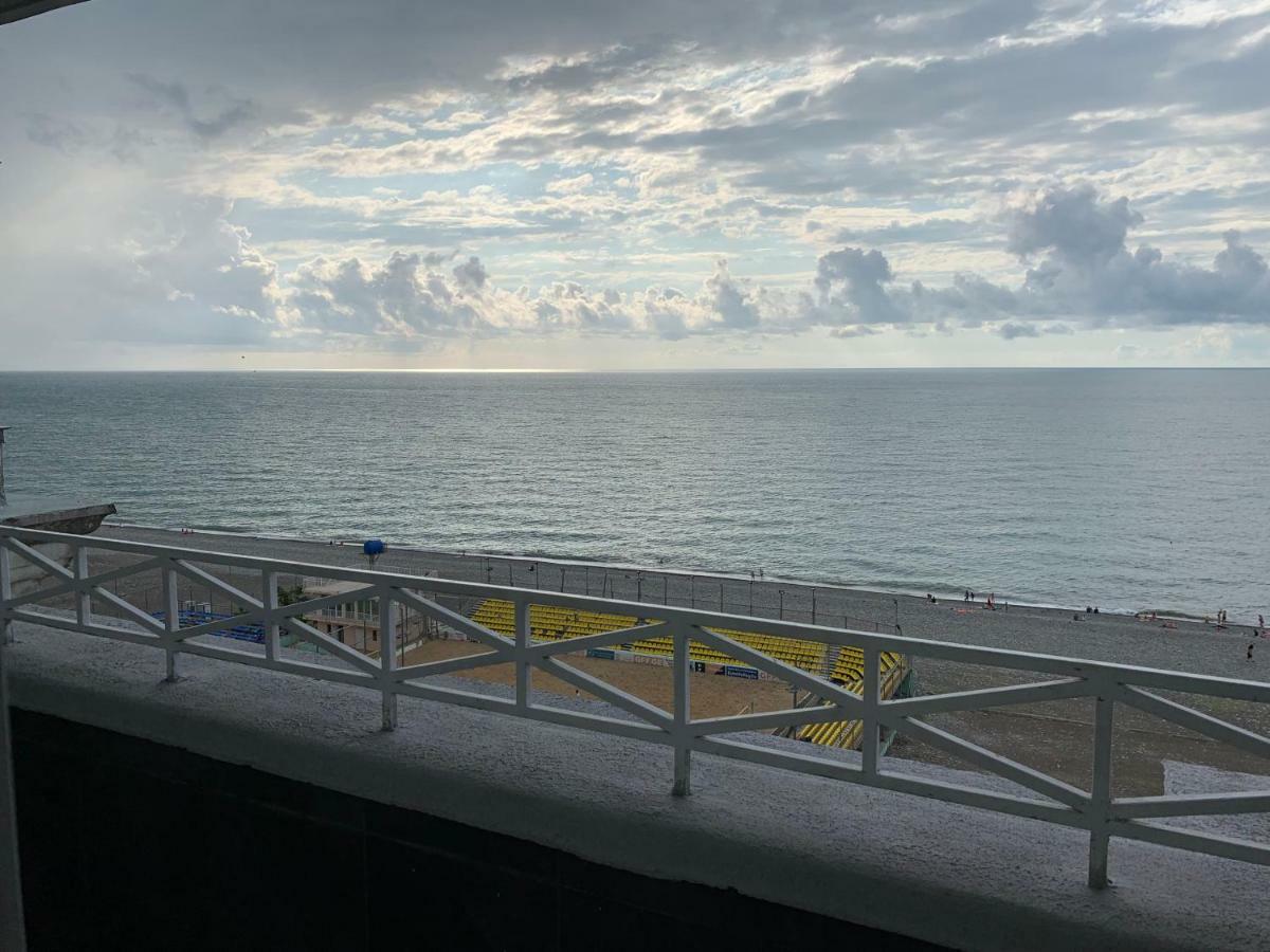 Tg Apartment Sea View Batumi Zewnętrze zdjęcie